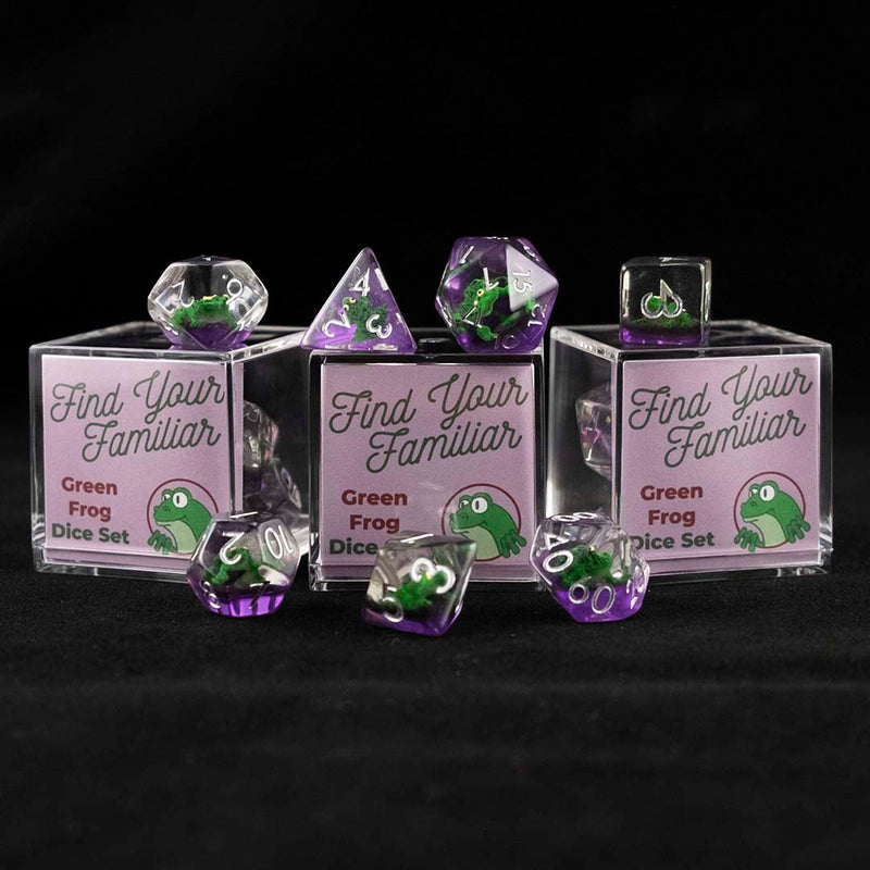 Find Your Familiar Green Frog Dice Set